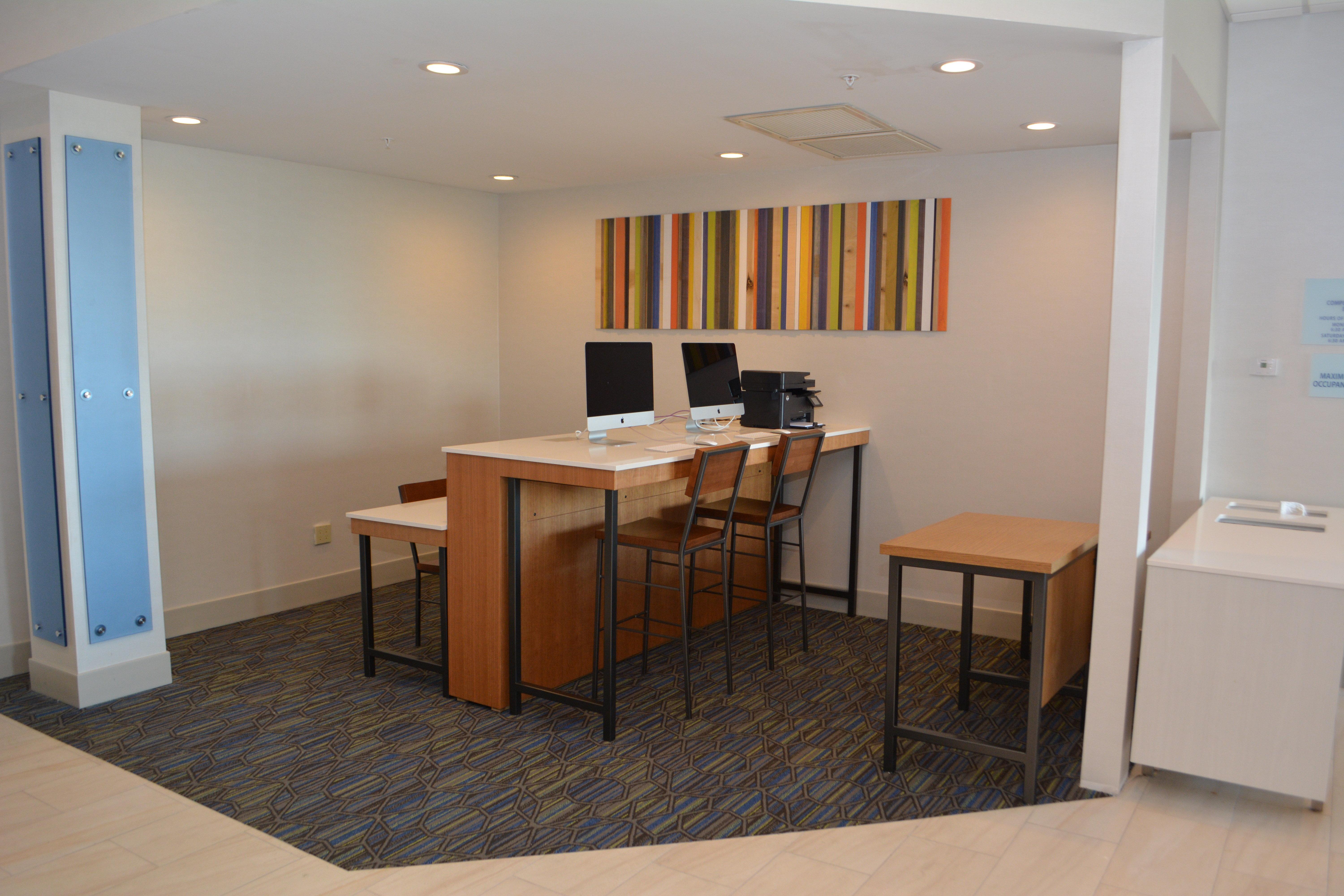Holiday Inn Express & Suites Waterville - North By Ihg Kültér fotó