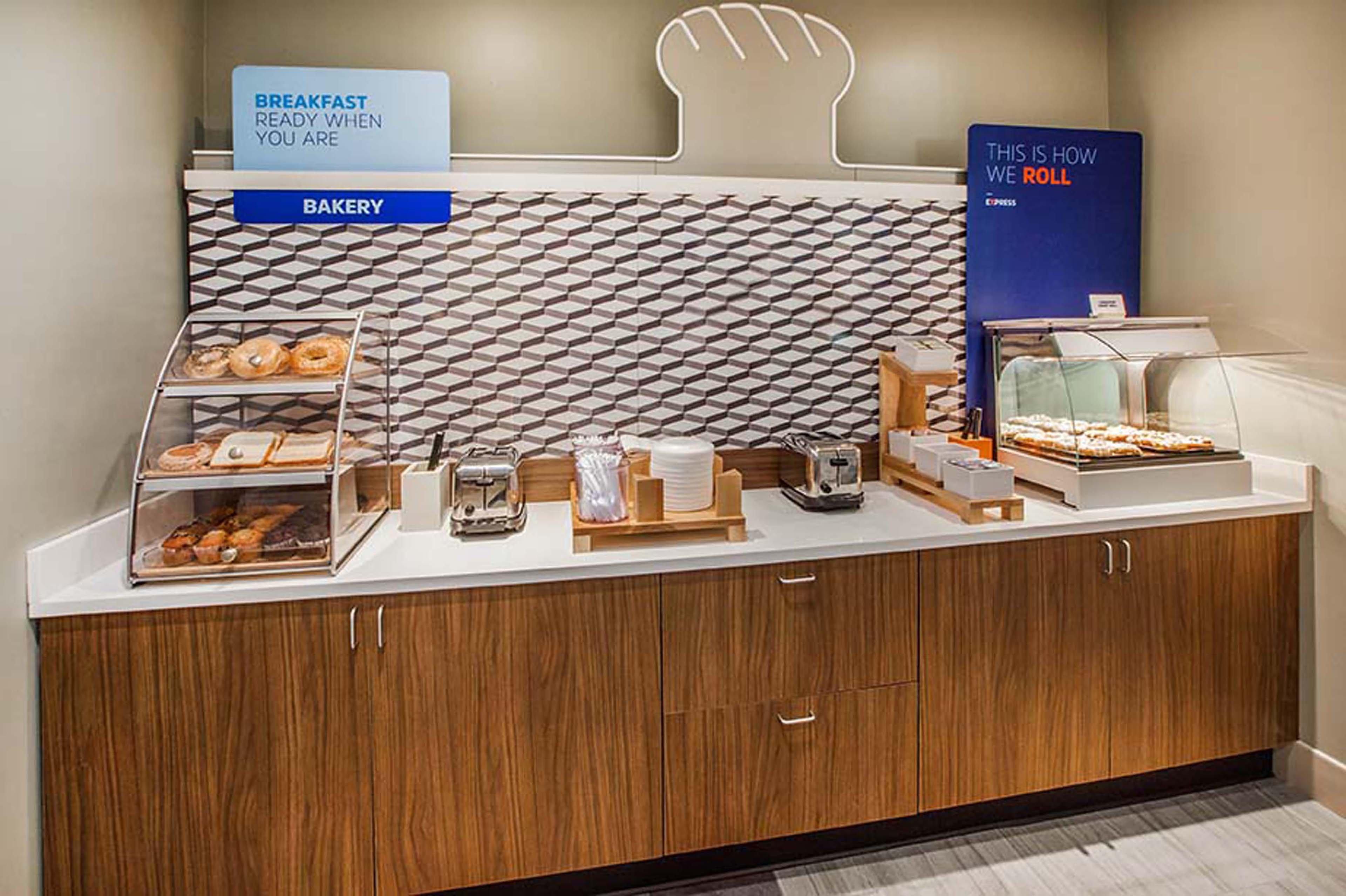 Holiday Inn Express & Suites Waterville - North By Ihg Kültér fotó