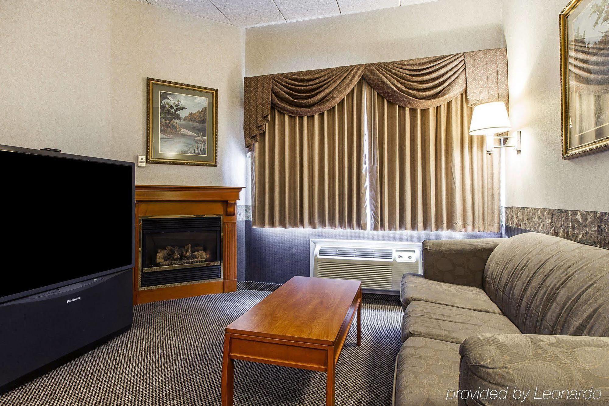 Holiday Inn Express & Suites Waterville - North By Ihg Kültér fotó